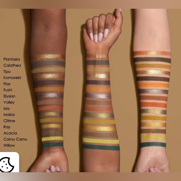 Natasha Denona Yucca Eyeshadow Palette - Picture 3 of 11